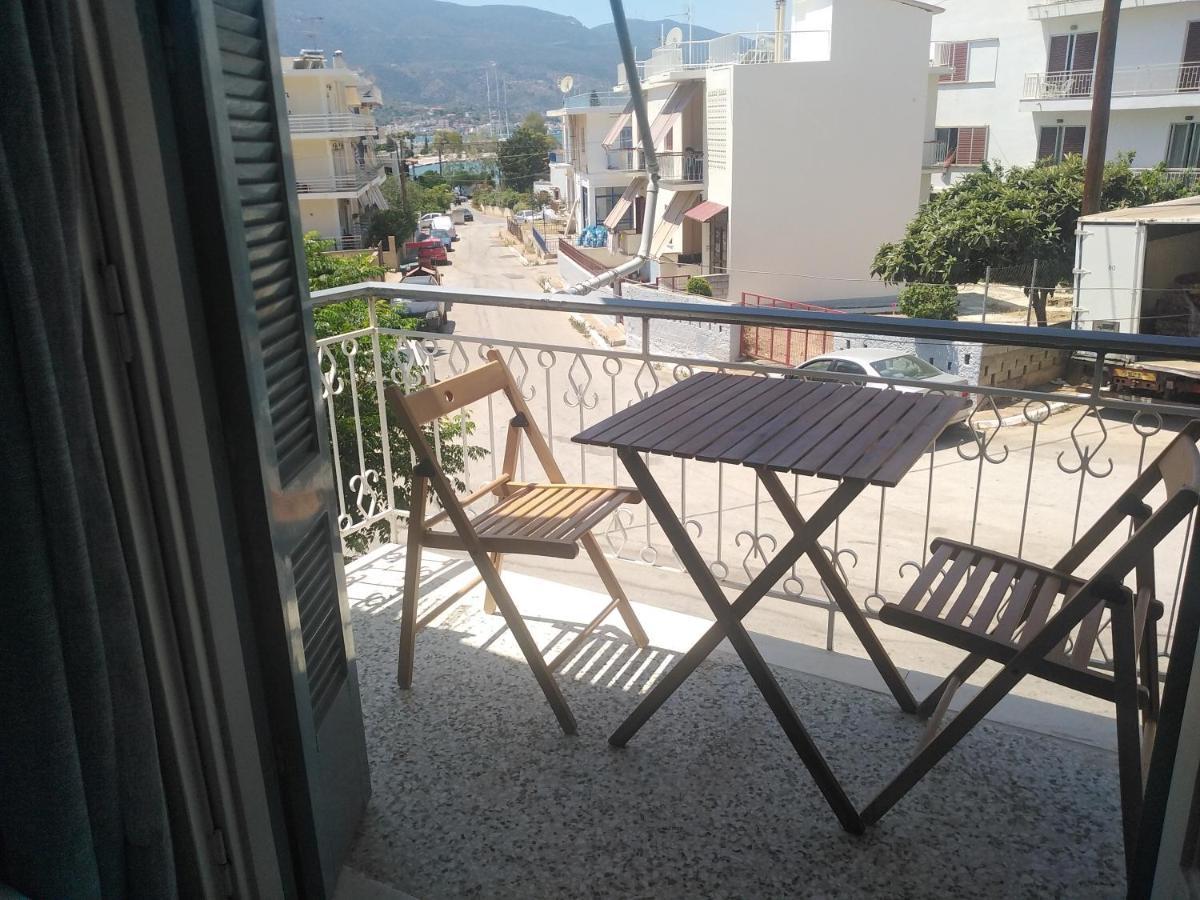 Elina'S Room Poros Town Exteriör bild